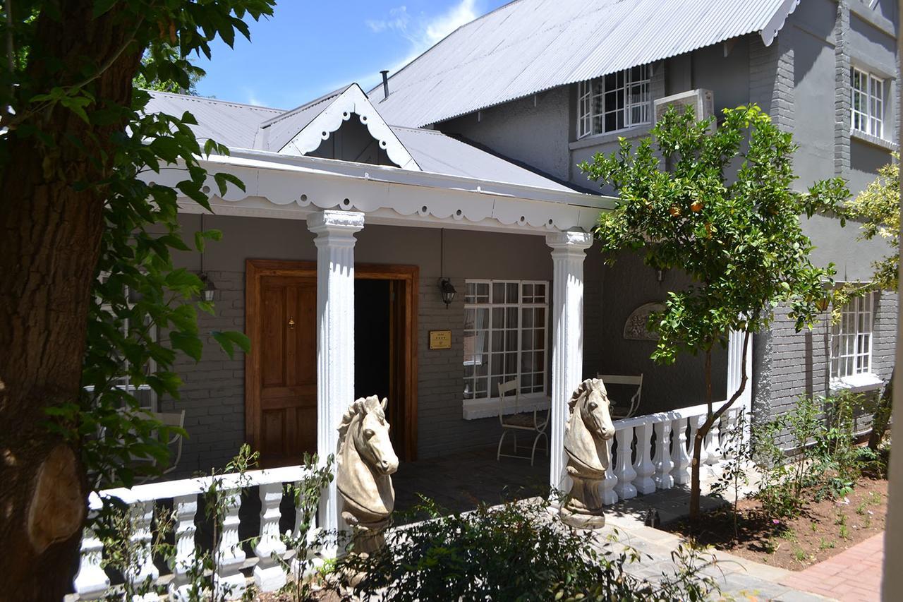 Hobbit Boutique Hotel Bloemfontein Esterno foto