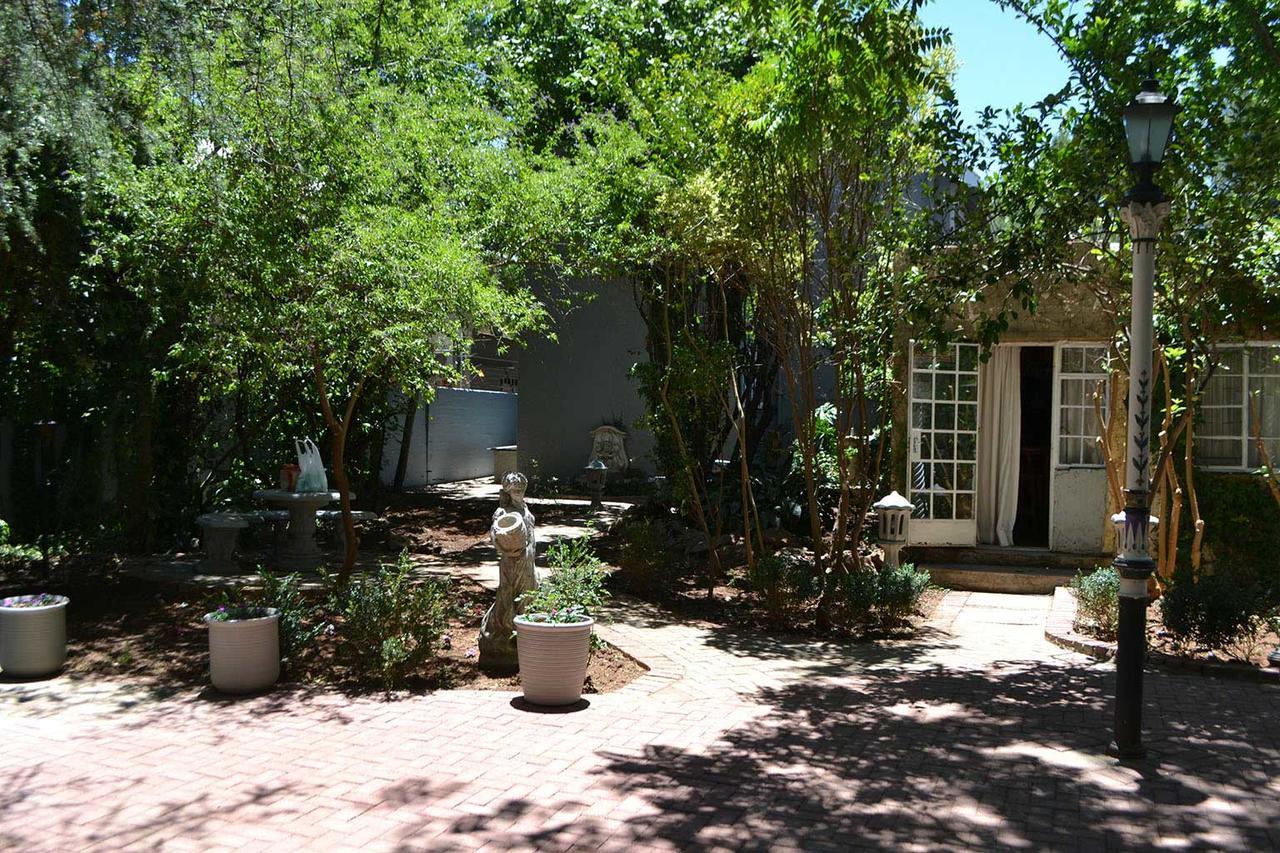 Hobbit Boutique Hotel Bloemfontein Esterno foto